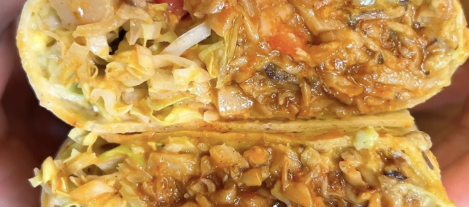 Burritos végétaliens aux pleurotes avec sauce à l&rsquo;avocat