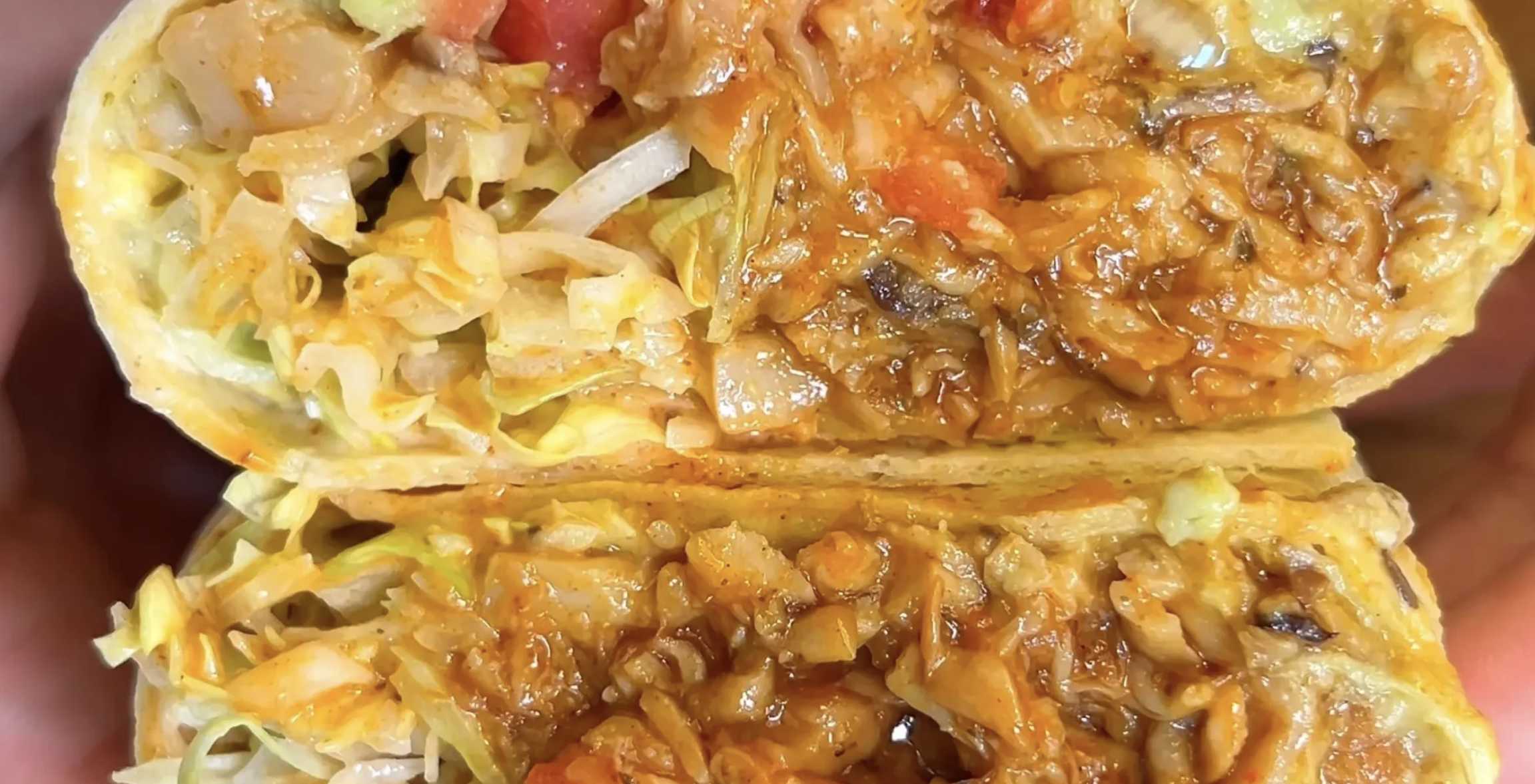 Burritos végétaliens aux pleurotes avec sauce à l&rsquo;avocat